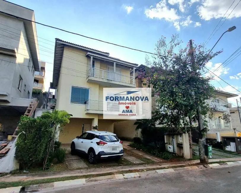 Foto 1 de Casa de Condomínio com 4 quartos à venda e para alugar, 280m2 em Chácara Ondas Verdes, Cotia - SP