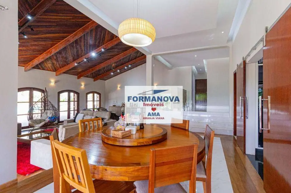 Foto 8 de Casa de Condomínio com 4 quartos à venda, 3000m2 em Parque Dom Henrique, Cotia - SP