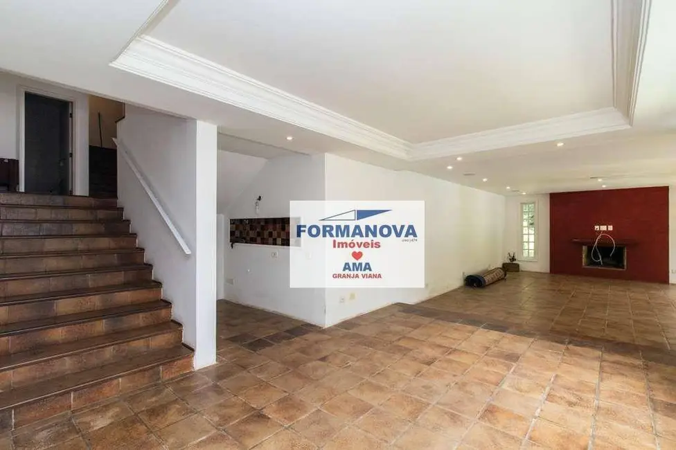 Foto 7 de Casa de Condomínio com 3 quartos à venda e para alugar, 2065m2 em Chácara Granja Velha, Cotia - SP