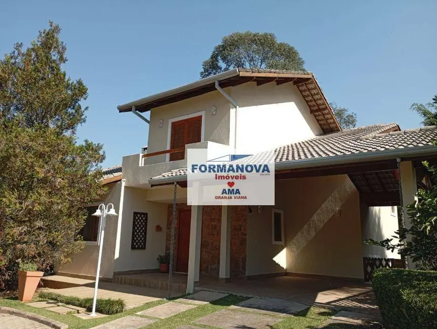 Foto 2 de Casa de Condomínio com 4 quartos à venda, 490m2 em Chácara dos Junqueiras, Carapicuiba - SP