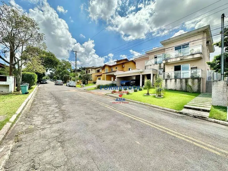 Foto 2 de Casa de Condomínio com 3 quartos à venda, 720m2 em Jardim do Golf I, Jandira - SP