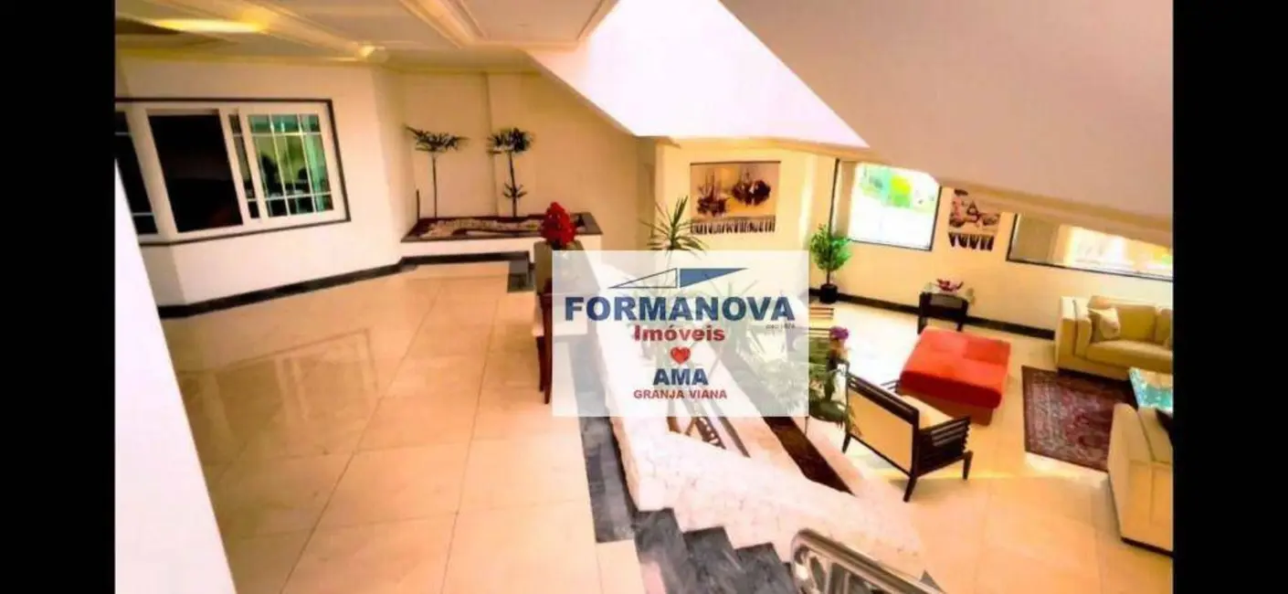 Casa de Condomínio com 5 quartos à venda, 570m2 em São Paulo II, Cotia - SP - imagem 5 Foto 5 de Casa de Condomínio com 5 quartos à venda, 570m2 em São Paulo II, Cotia - SP