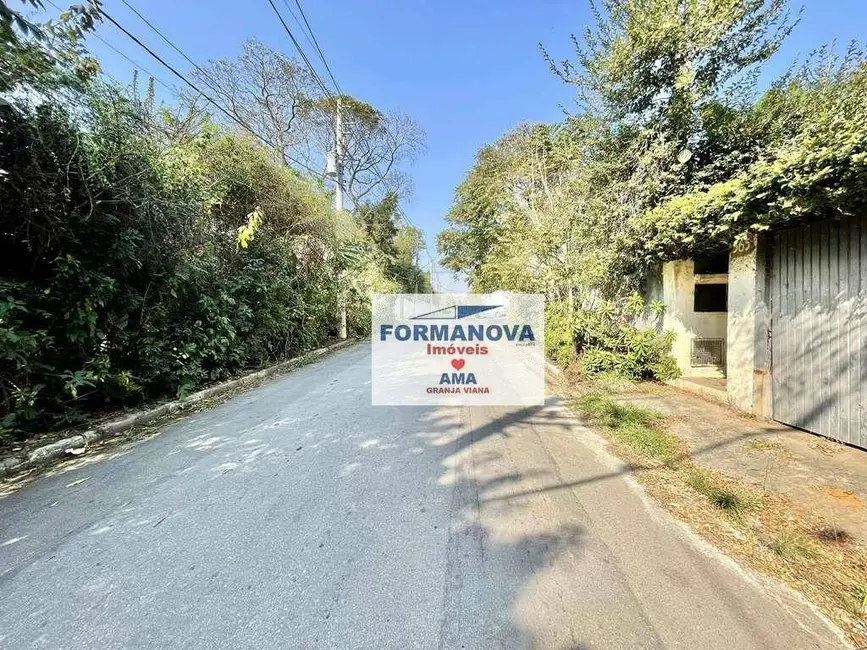 Casa com 4 quartos à venda e para alugar, 1147m2 em Vila Santo Antônio, Cotia - SP - imagem 5 Foto 5 de Casa com 4 quartos à venda e para alugar, 1147m2 em Vila Santo Antônio, Cotia - SP