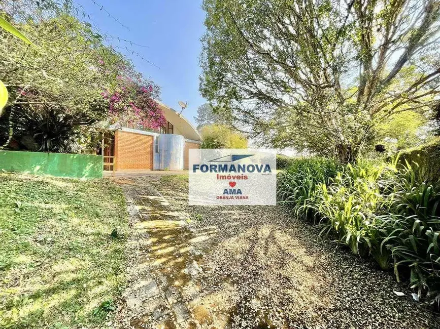 Casa com 4 quartos à venda e para alugar, 1147m2 em Vila Santo Antônio, Cotia - SP - imagem 6 Foto 6 de Casa com 4 quartos à venda e para alugar, 1147m2 em Vila Santo Antônio, Cotia - SP