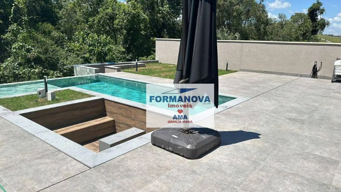Foto 1 de Casa de Condomínio com 4 quartos à venda, 560m2 em Jardim do Golf I, Jandira - SP