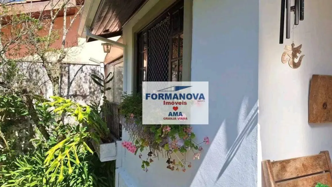 Casa de Condomínio com 2 quartos à venda, 292m2 em Jardim Santa Paula, Cotia - SP - imagem 2 Foto 2 de Casa de Condomínio com 2 quartos à venda, 292m2 em Jardim Santa Paula, Cotia - SP