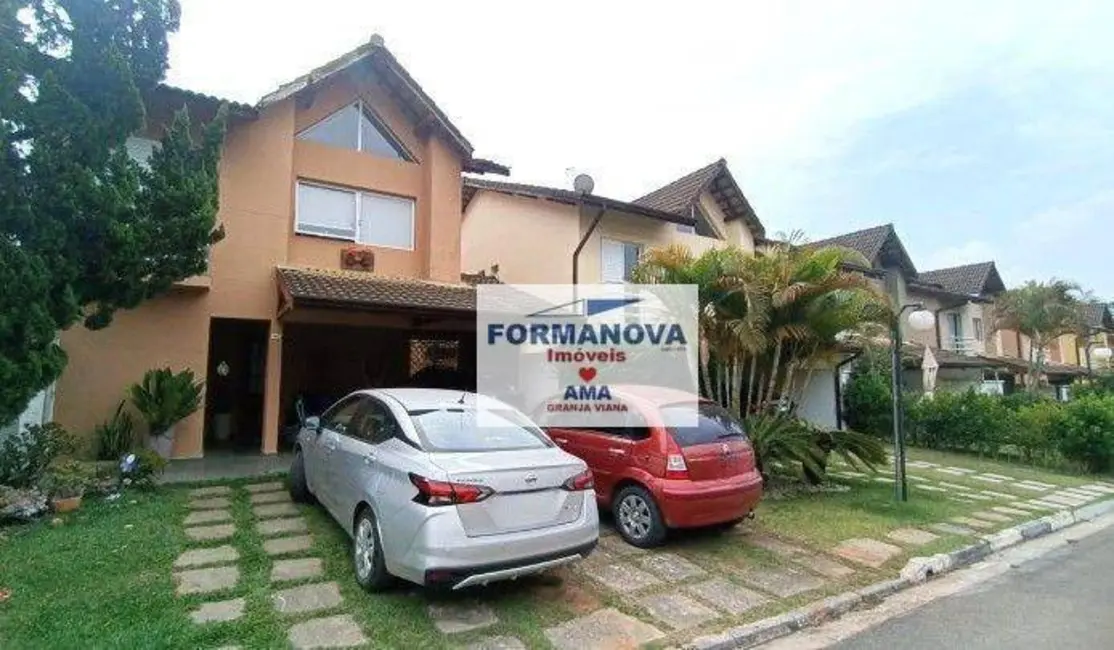 Foto 2 de Casa de Condomínio com 3 quartos à venda, 212m2 em Jardim Colibri, Cotia - SP