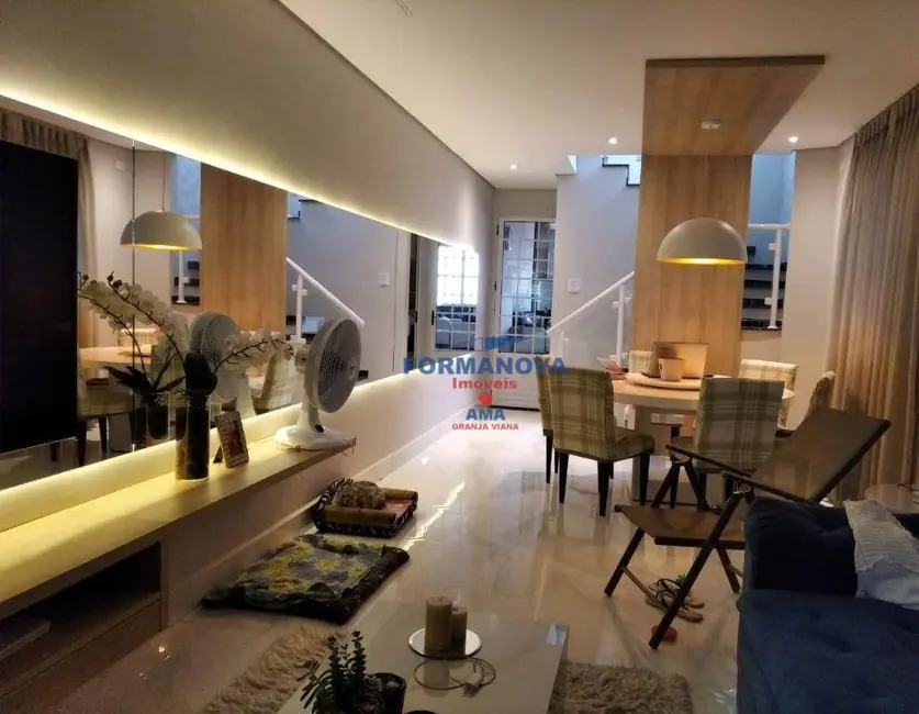 Foto 3 de Casa de Condomínio com 3 quartos à venda, 125m2 em Jardim Rio das Pedras, Cotia - SP