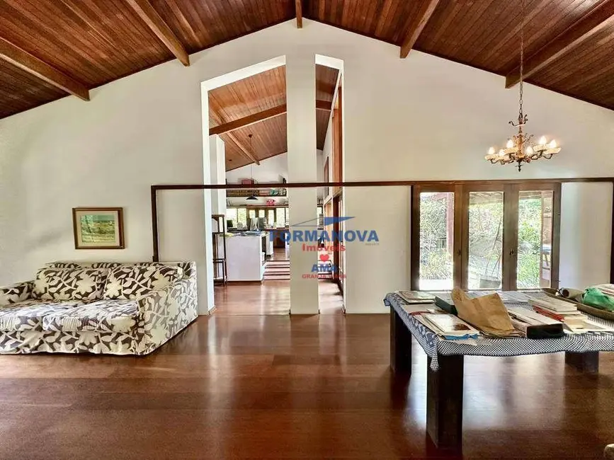 Casa de Condomínio com 4 quartos à venda, 1400m2 em Carapicuiba - SP - imagem 8 Foto 8 de Casa de Condomínio com 4 quartos à venda, 1400m2 em Carapicuiba - SP