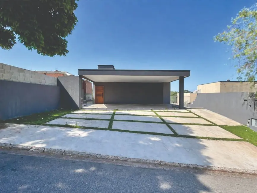 Casa de Condomínio com 3 quartos à venda, 500m2 em Quinta dos Angicos, Cotia - SP - imagem 2 Foto 2 de Casa de Condomínio com 3 quartos à venda, 500m2 em Quinta dos Angicos, Cotia - SP