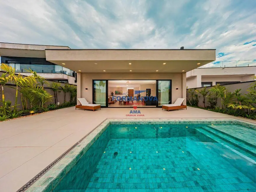 Casa de Condomínio com 3 quartos à venda, 265m2 em Chácara Ondas Verdes, Cotia - SP - imagem 5 Foto 5 de Casa de Condomínio com 3 quartos à venda, 265m2 em Chácara Ondas Verdes, Cotia - SP