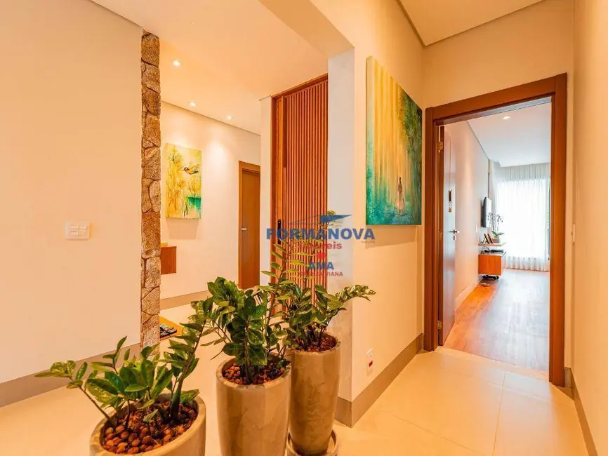 Casa de Condomínio com 3 quartos à venda, 265m2 em Chácara Ondas Verdes, Cotia - SP - imagem 7 Foto 7 de Casa de Condomínio com 3 quartos à venda, 265m2 em Chácara Ondas Verdes, Cotia - SP