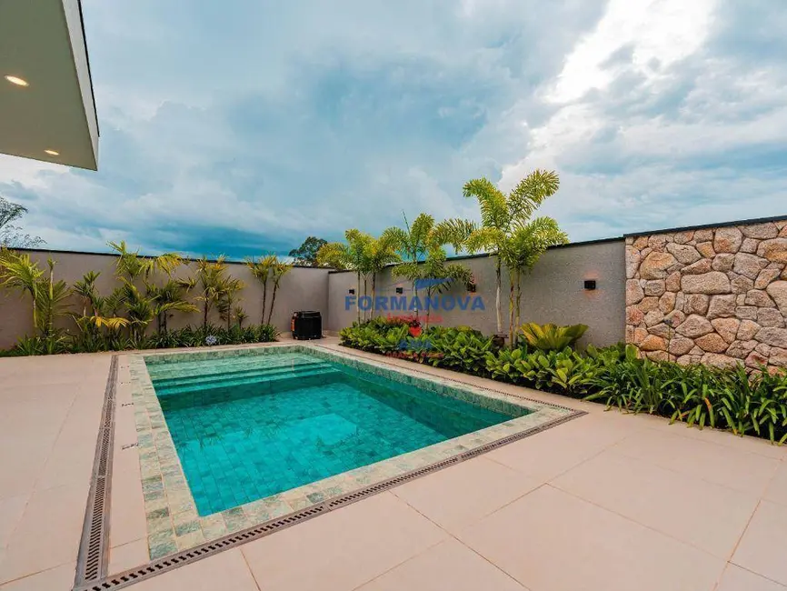 Casa de Condomínio com 3 quartos à venda, 265m2 em Chácara Ondas Verdes, Cotia - SP - imagem 6 Foto 6 de Casa de Condomínio com 3 quartos à venda, 265m2 em Chácara Ondas Verdes, Cotia - SP