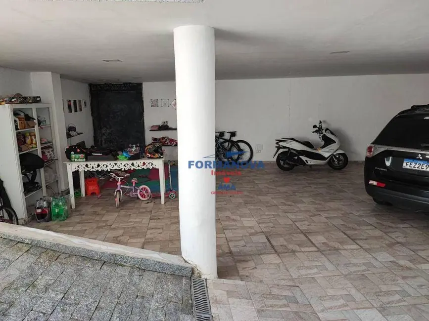 Foto 4 de Casa de Condomínio com 4 quartos à venda, 250m2 em Pitas, Cotia - SP