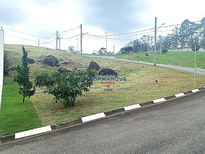 Foto 4 de Terreno / Lote à venda, 705m2 em Jardim do Golf I, Jandira - SP
