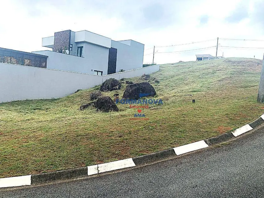 Foto 3 de Terreno / Lote à venda, 705m2 em Jardim do Golf I, Jandira - SP