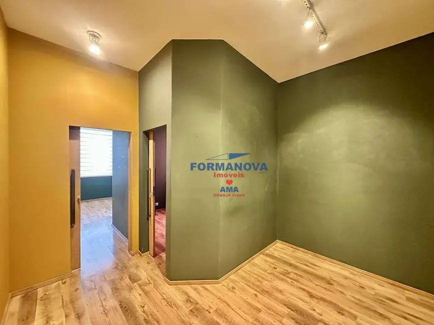 Sala Comercial à venda e para alugar, 44m2 em Chácara São João, Carapicuiba - SP - imagem 3 Foto 3 de Sala Comercial à venda e para alugar, 44m2 em Chácara São João, Carapicuiba - SP