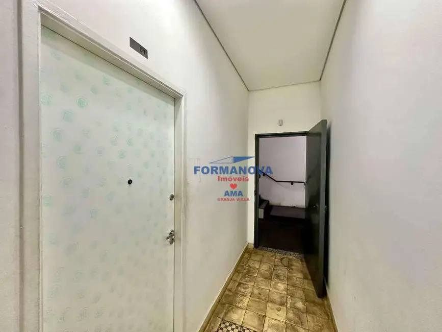 Sala Comercial à venda e para alugar, 44m2 em Chácara São João, Carapicuiba - SP - imagem 1 Foto 1 de Sala Comercial à venda e para alugar, 44m2 em Chácara São João, Carapicuiba - SP