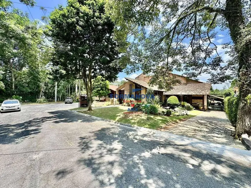 Foto 3 de Casa de Condomínio com 4 quartos à venda, 656m2 em Jardim do Golf I, Jandira - SP