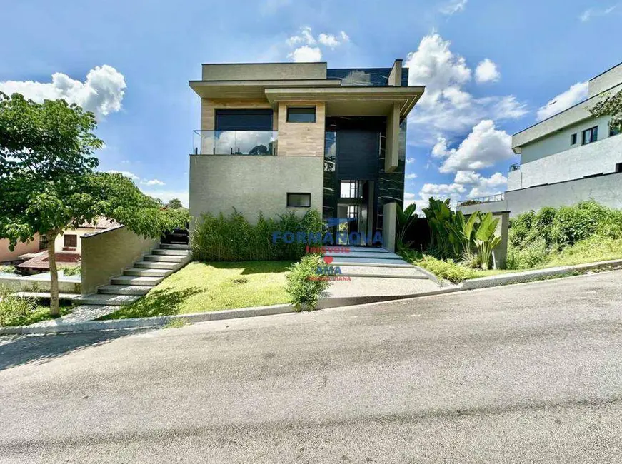 Casa de Condomínio com 4 quartos à venda, 398m2 em São Paulo II, Cotia - SP - imagem 4 Foto 4 de Casa de Condomínio com 4 quartos à venda, 398m2 em São Paulo II, Cotia - SP