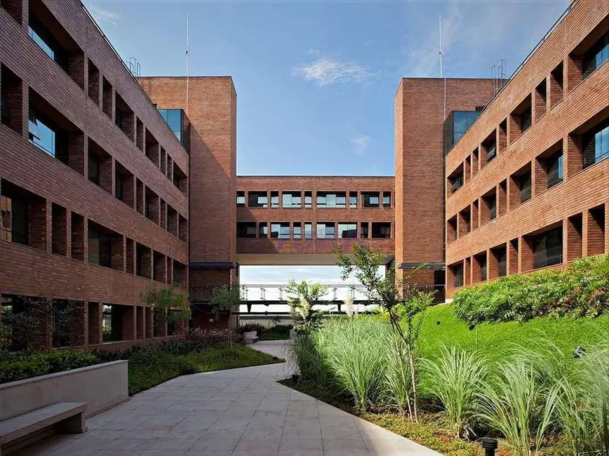 Sala Comercial para alugar, 34m2 em Jardim Lambreta, Cotia - SP - imagem 4 Foto 4 de Sala Comercial para alugar, 34m2 em Jardim Lambreta, Cotia - SP