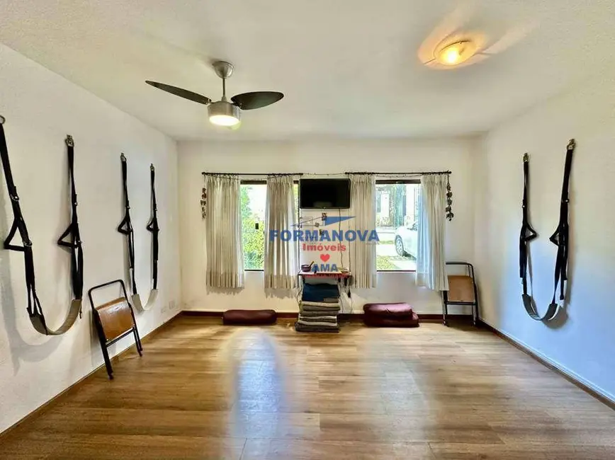 Foto 9 de Casa de Condomínio com 3 quartos à venda, 466m2 em Jardim Ana Estela, Carapicuiba - SP