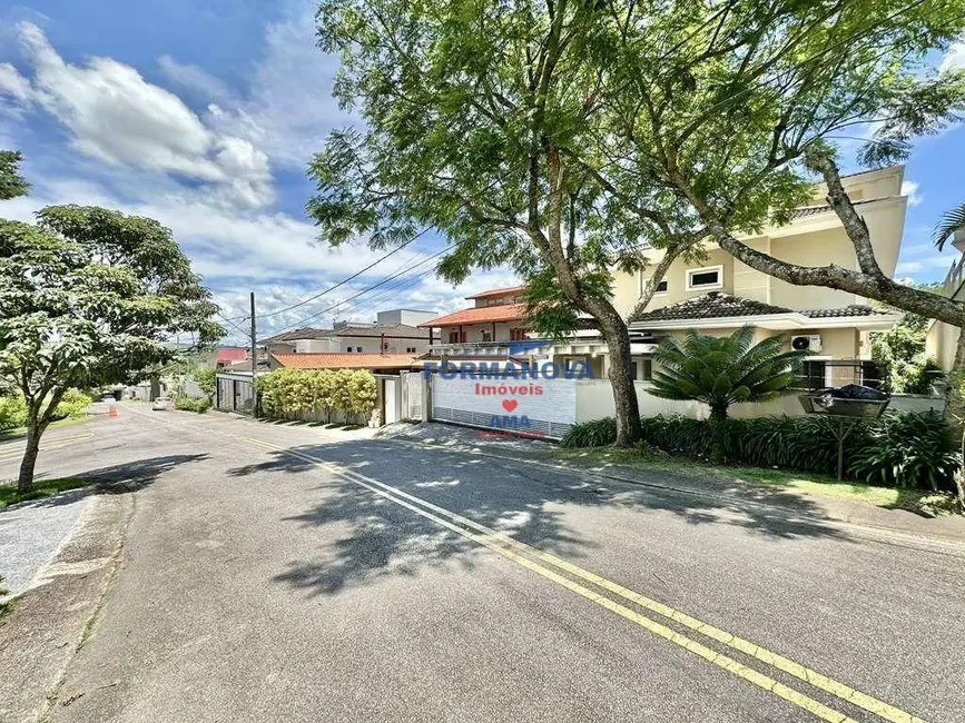 Casa de Condomínio com 4 quartos à venda e para alugar, 501m2 em Terras do Madeira, Carapicuiba - SP - imagem 3 Foto 3 de Casa de Condomínio com 4 quartos à venda e para alugar, 501m2 em Terras do Madeira, Carapicuiba - SP