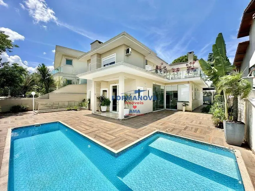 Foto 1 de Casa de Condomínio com 4 quartos à venda e para alugar, 501m2 em Terras do Madeira, Carapicuiba - SP