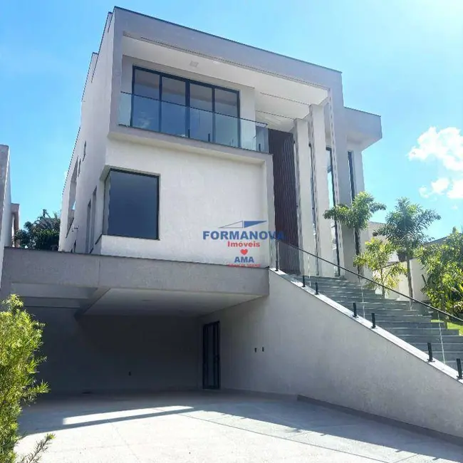 Foto 2 de Casa de Condomínio com 3 quartos à venda, 598m2 em Jardim do Golf I, Jandira - SP