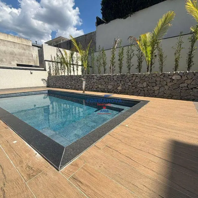 Foto 5 de Casa de Condomínio com 3 quartos à venda, 598m2 em Jardim do Golf I, Jandira - SP