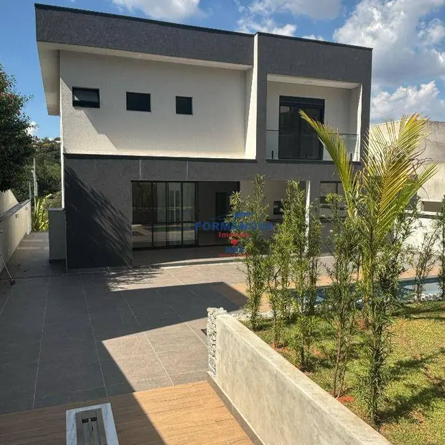 Foto 4 de Casa de Condomínio com 3 quartos à venda, 598m2 em Jardim do Golf I, Jandira - SP
