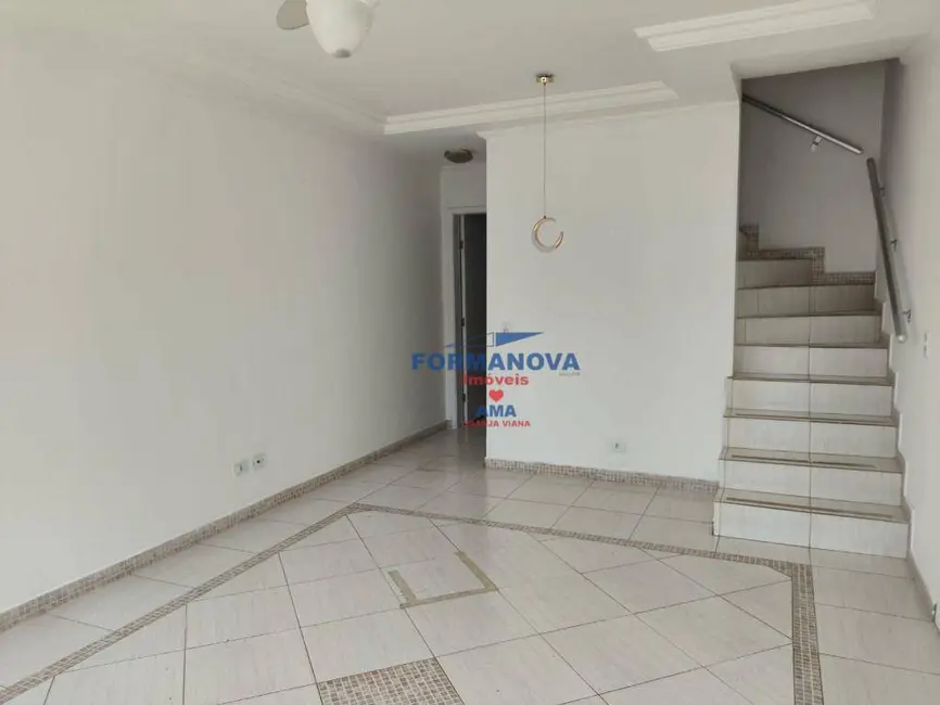 Casa de Condomínio com 3 quartos à venda e para alugar, 130m2 em Parque Rincão, Cotia - SP - imagem 4 Foto 4 de Casa de Condomínio com 3 quartos à venda e para alugar, 130m2 em Parque Rincão, Cotia - SP