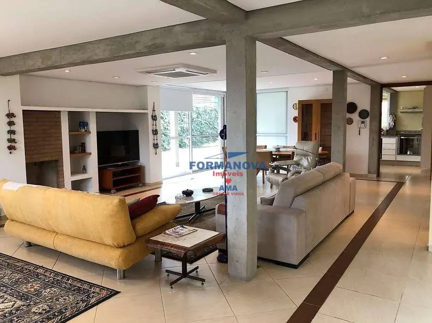 Foto 9 de Casa de Condomínio com 3 quartos à venda, 574m2 em Vila Santo Antônio, Cotia - SP