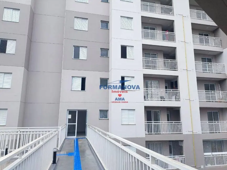 Foto 2 de Apartamento com 2 quartos à venda, 47m2 em Cotia - SP