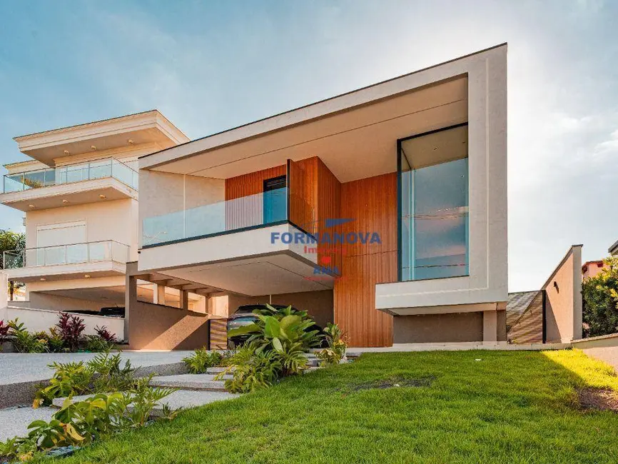 Foto 1 de Casa de Condomínio com 5 quartos à venda, 668m2 em Jardim do Golf I, Jandira - SP