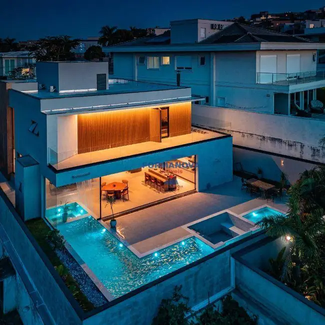 Casa de Condomínio com 5 quartos à venda, 668m2 em Jardim do Golf I, Jandira - SP - imagem 7 Foto 7 de Casa de Condomínio com 5 quartos à venda, 668m2 em Jardim do Golf I, Jandira - SP