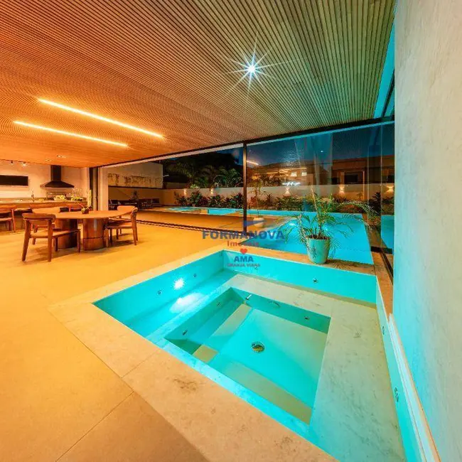 Casa de Condomínio com 5 quartos à venda, 668m2 em Jardim do Golf I, Jandira - SP - imagem 9 Foto 9 de Casa de Condomínio com 5 quartos à venda, 668m2 em Jardim do Golf I, Jandira - SP