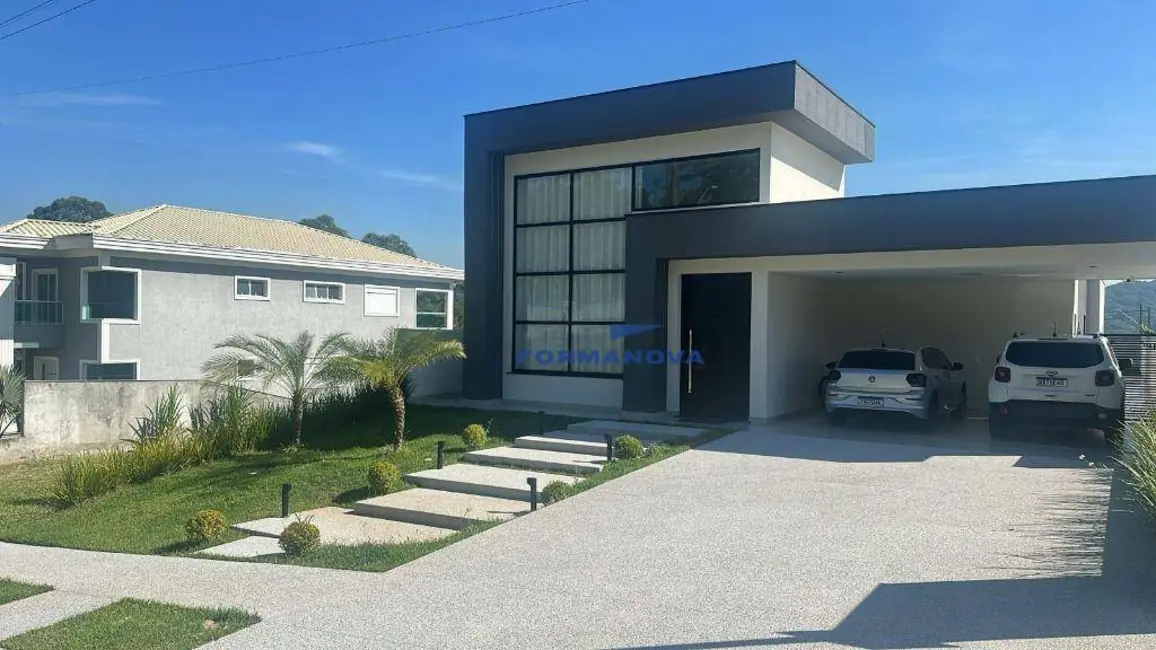 Casa de Condomínio com 4 quartos à venda, 605m2 em Jardim do Golf I, Jandira - SP - imagem 3 Foto 3 de Casa de Condomínio com 4 quartos à venda, 605m2 em Jardim do Golf I, Jandira - SP