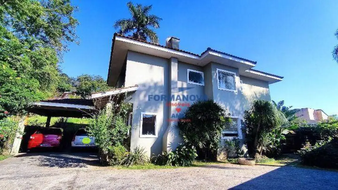 Foto 1 de Casa de Condomínio com 4 quartos à venda e para alugar, 527m2 em Chácara das Paineiras, Carapicuiba - SP