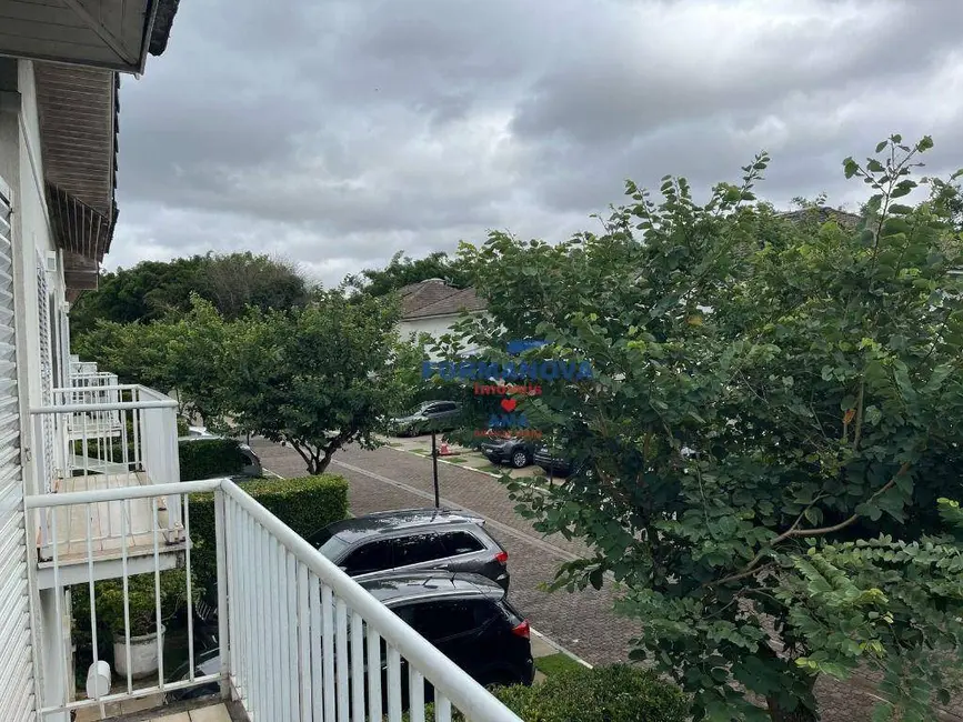 Casa de Condomínio com 4 quartos à venda, 200m2 em Jardim Maria Tereza, Cotia - SP - imagem 6 Foto 6 de Casa de Condomínio com 4 quartos à venda, 200m2 em Jardim Maria Tereza, Cotia - SP