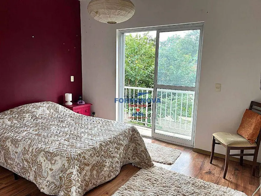 Casa de Condomínio com 4 quartos à venda, 200m2 em Jardim Maria Tereza, Cotia - SP - imagem 9 Foto 9 de Casa de Condomínio com 4 quartos à venda, 200m2 em Jardim Maria Tereza, Cotia - SP