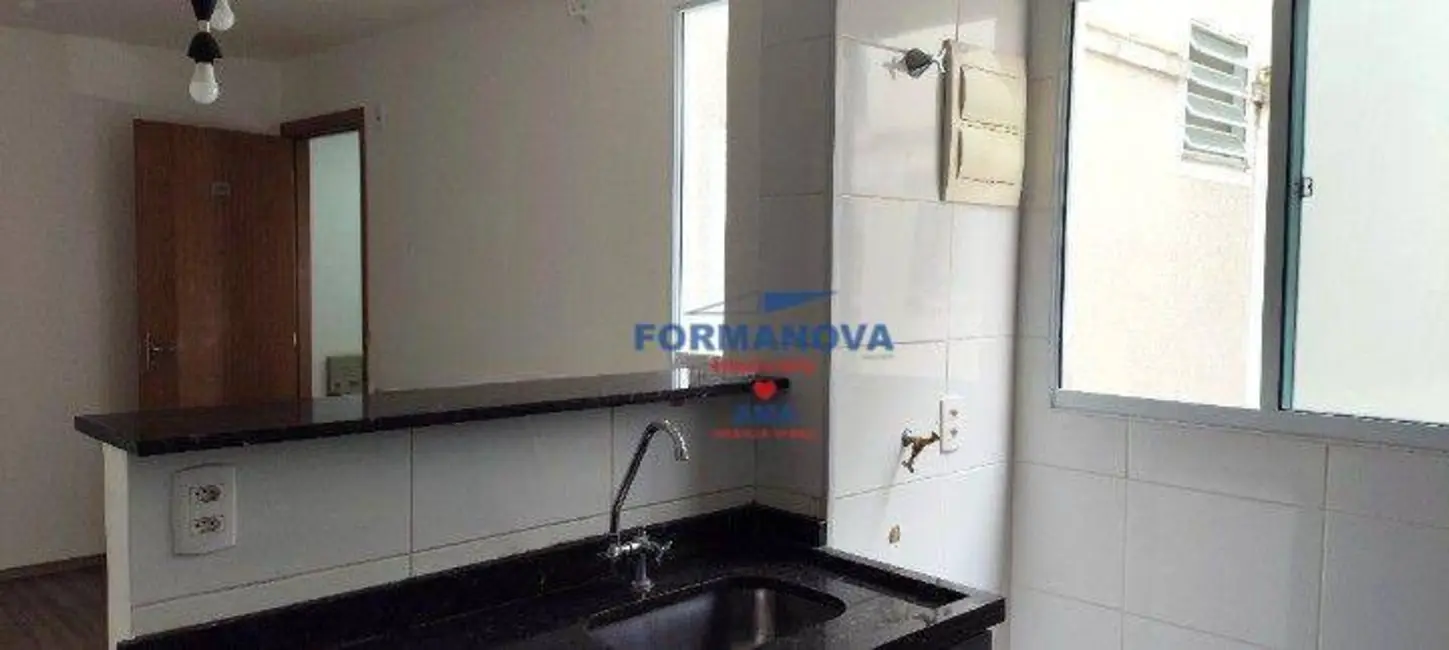 Foto 5 de Apartamento com 2 quartos à venda, 38m2 em Jardim Caiapiá, Cotia - SP