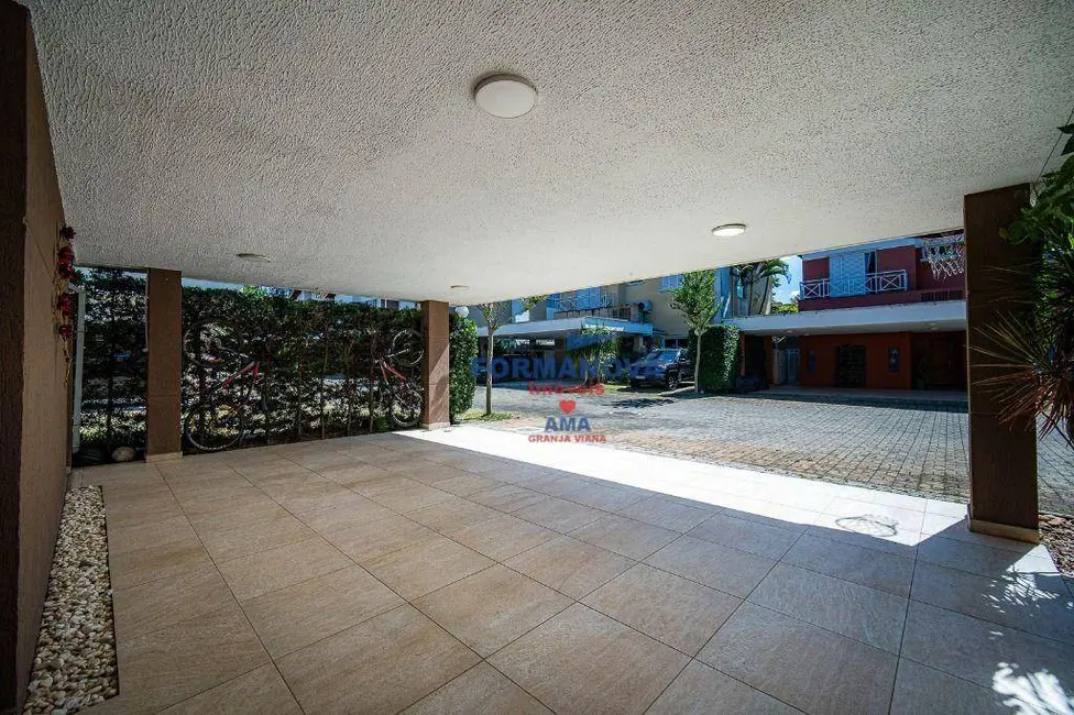 Foto 4 de Casa de Condomínio com 4 quartos à venda, 614m2 em Vila Santo Antônio, Cotia - SP