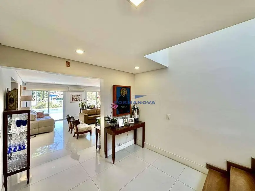 Foto 8 de Casa de Condomínio com 5 quartos à venda, 1001m2 em Residencial Euroville, Carapicuiba - SP