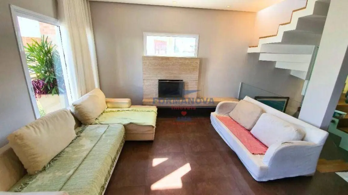 Foto 5 de Casa de Condomínio com 3 quartos à venda, 235m2 em Granja Viana II, Cotia - SP