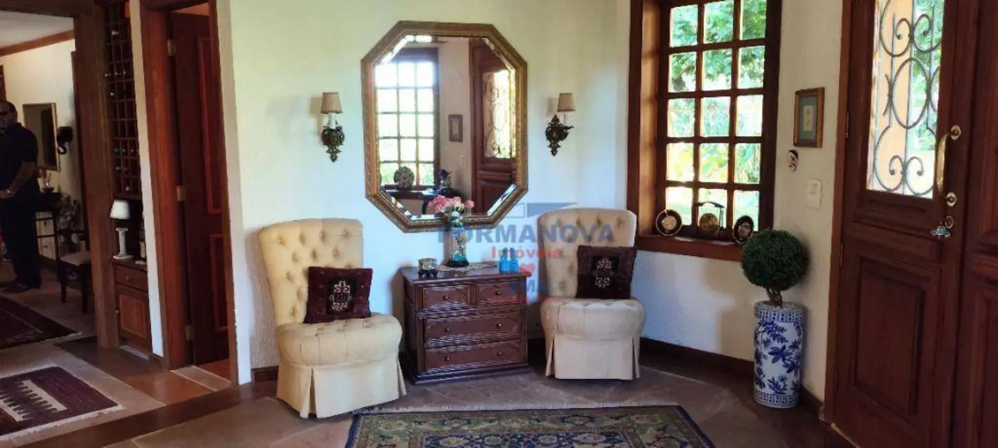 Casa de Condomínio com 4 quartos à venda, 1200m2 em Vila de São Fernando, Cotia - SP - imagem 8 Foto 8 de Casa de Condomínio com 4 quartos à venda, 1200m2 em Vila de São Fernando, Cotia - SP