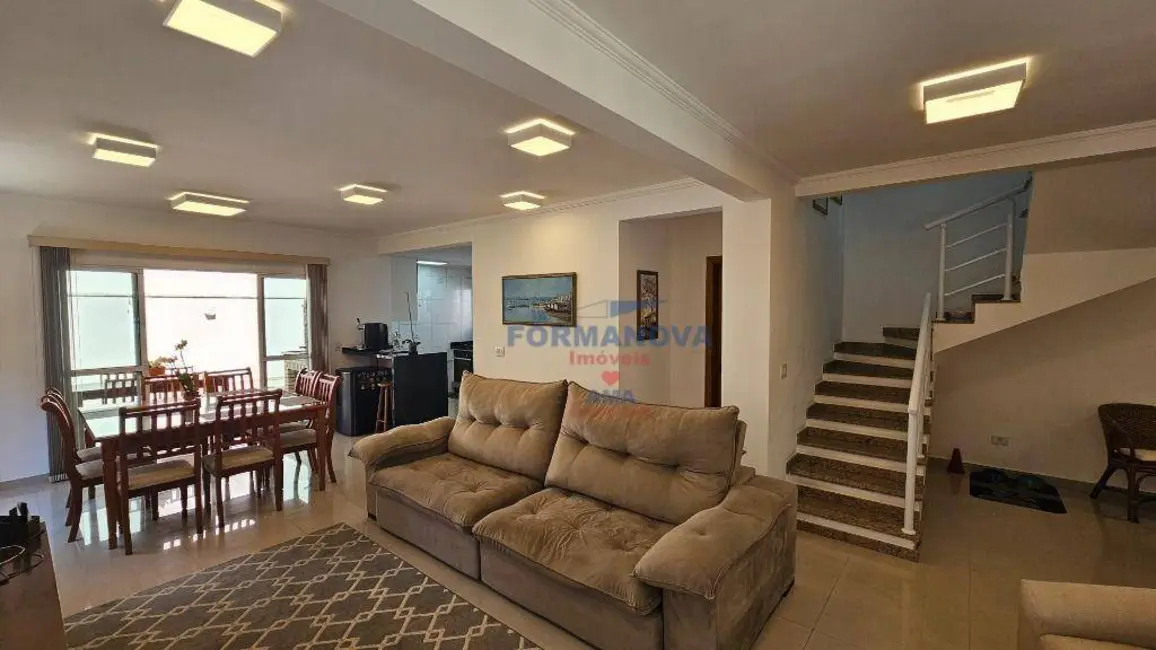 Foto 3 de Casa de Condomínio com 3 quartos à venda, 250m2 em Chácara Ondas Verdes, Cotia - SP