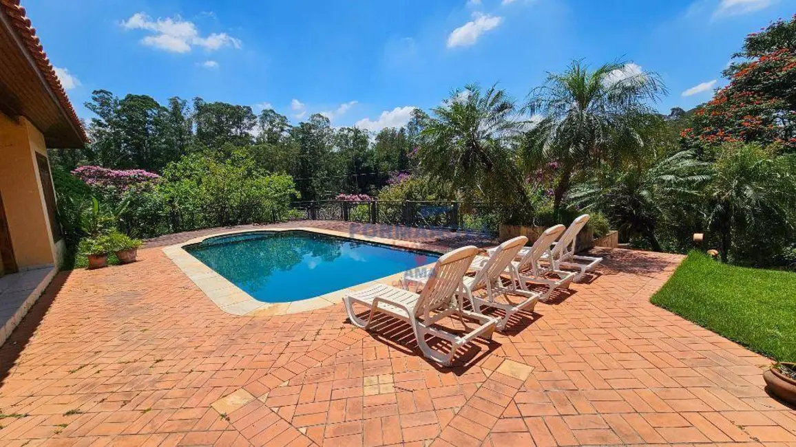 Casa de Condomínio com 4 quartos à venda, 1262m2 em Granja Viana, Cotia - SP - imagem 3 Foto 3 de Casa de Condomínio com 4 quartos à venda, 1262m2 em Granja Viana, Cotia - SP