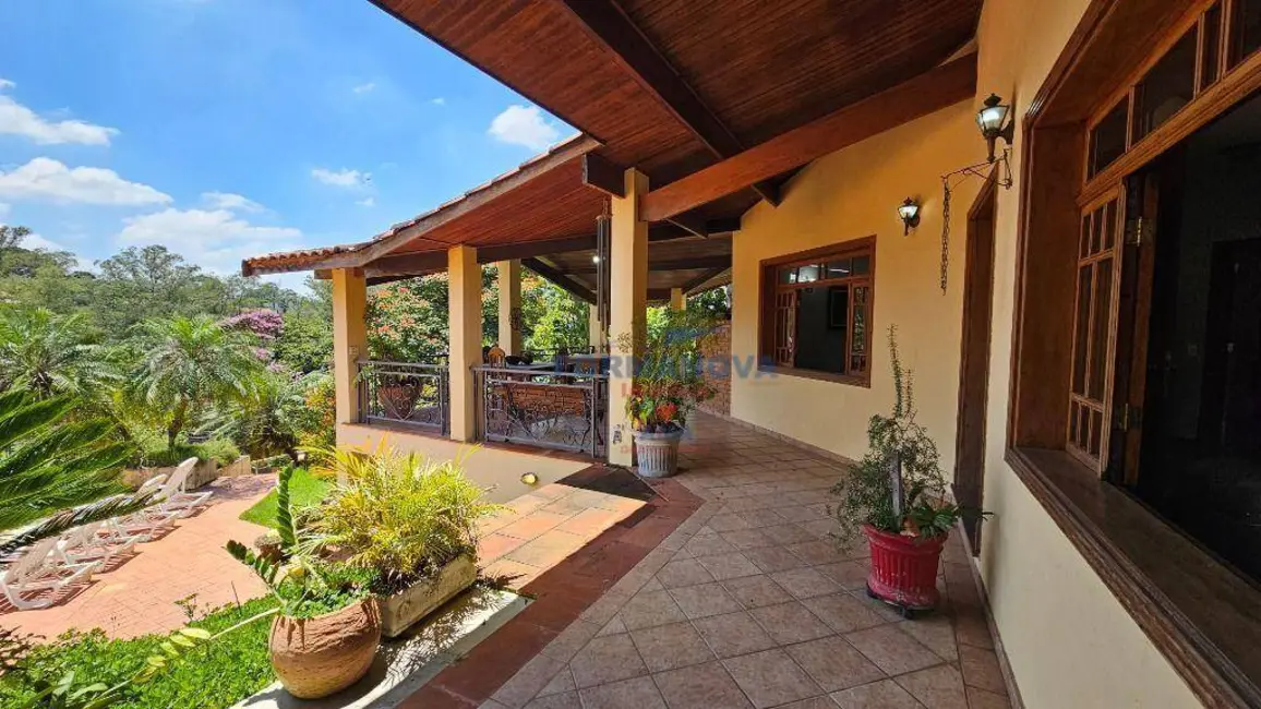 Casa de Condomínio com 4 quartos à venda, 1262m2 em Granja Viana, Cotia - SP - imagem 6 Foto 6 de Casa de Condomínio com 4 quartos à venda, 1262m2 em Granja Viana, Cotia - SP