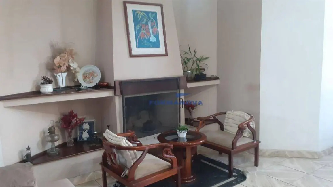 Casa de Condomínio com 3 quartos à venda, 600m2 em Jardim do Golf I, Jandira - SP - imagem 6 Foto 6 de Casa de Condomínio com 3 quartos à venda, 600m2 em Jardim do Golf I, Jandira - SP